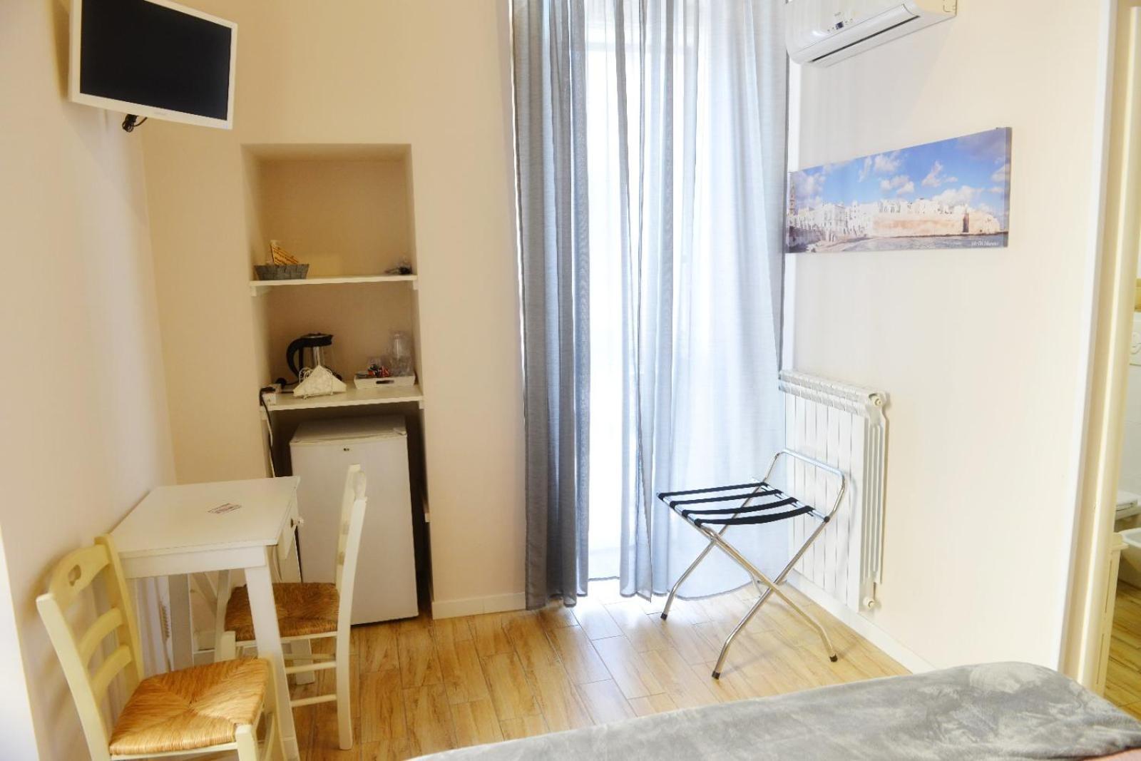 Hotel Al Rosa Antico Monopoli Esterno foto