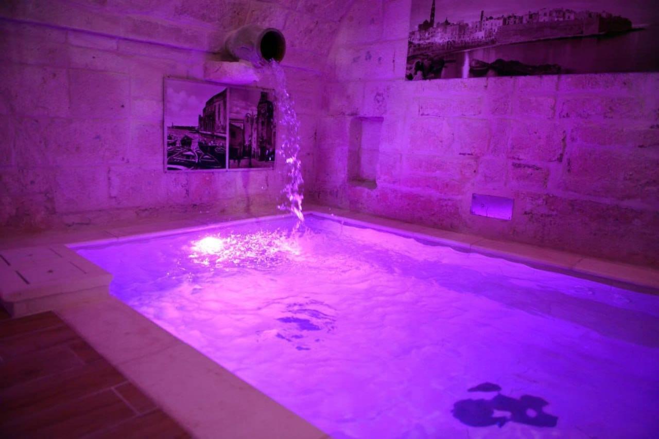 Hotel Al Rosa Antico Monopoli Esterno foto