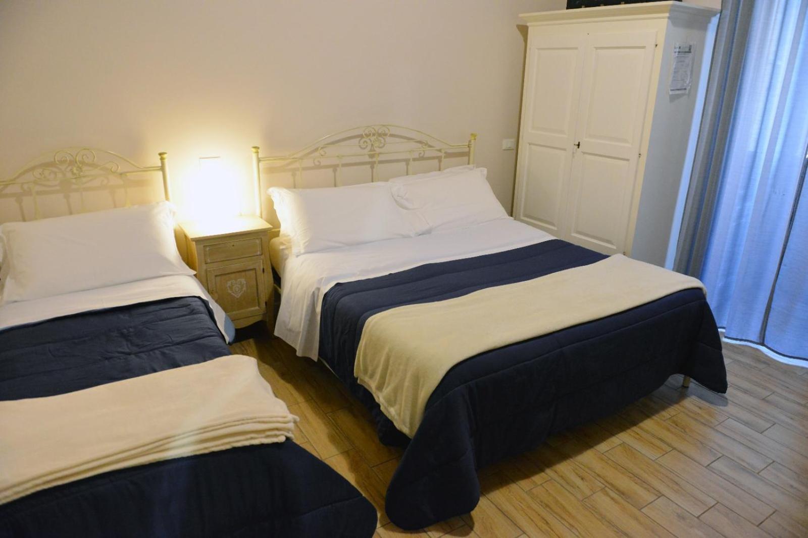 Hotel Al Rosa Antico Monopoli Esterno foto