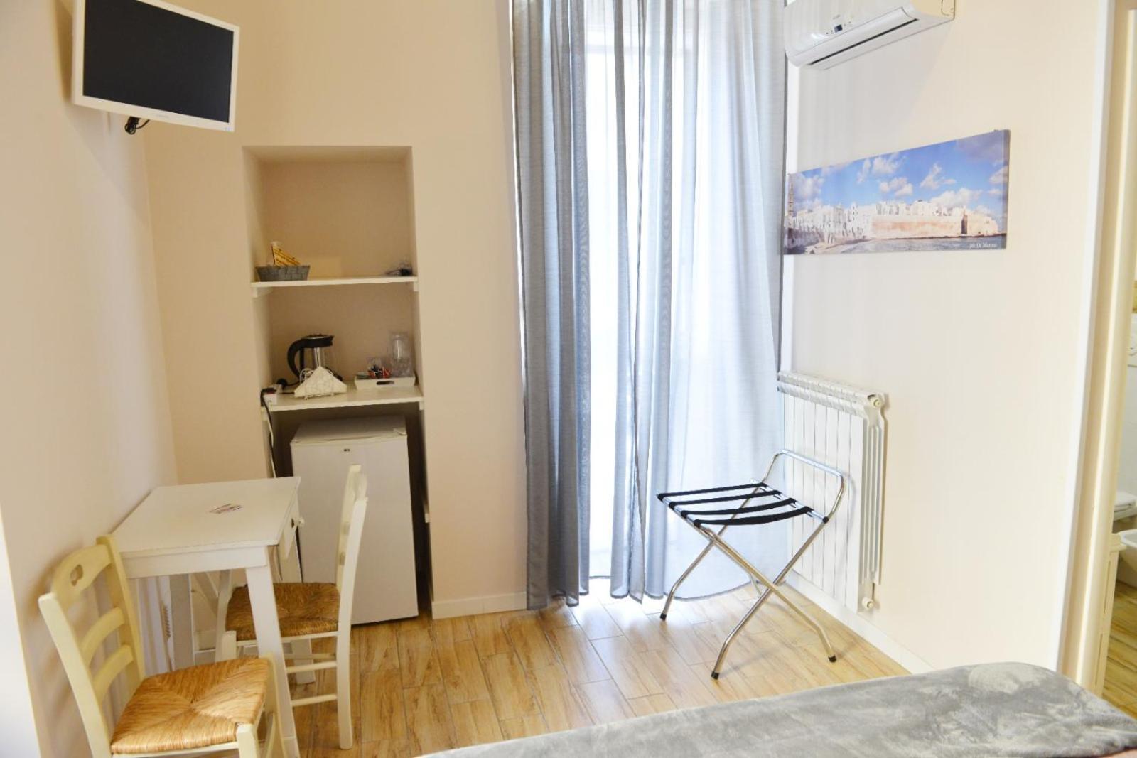 Hotel Al Rosa Antico Monopoli Esterno foto