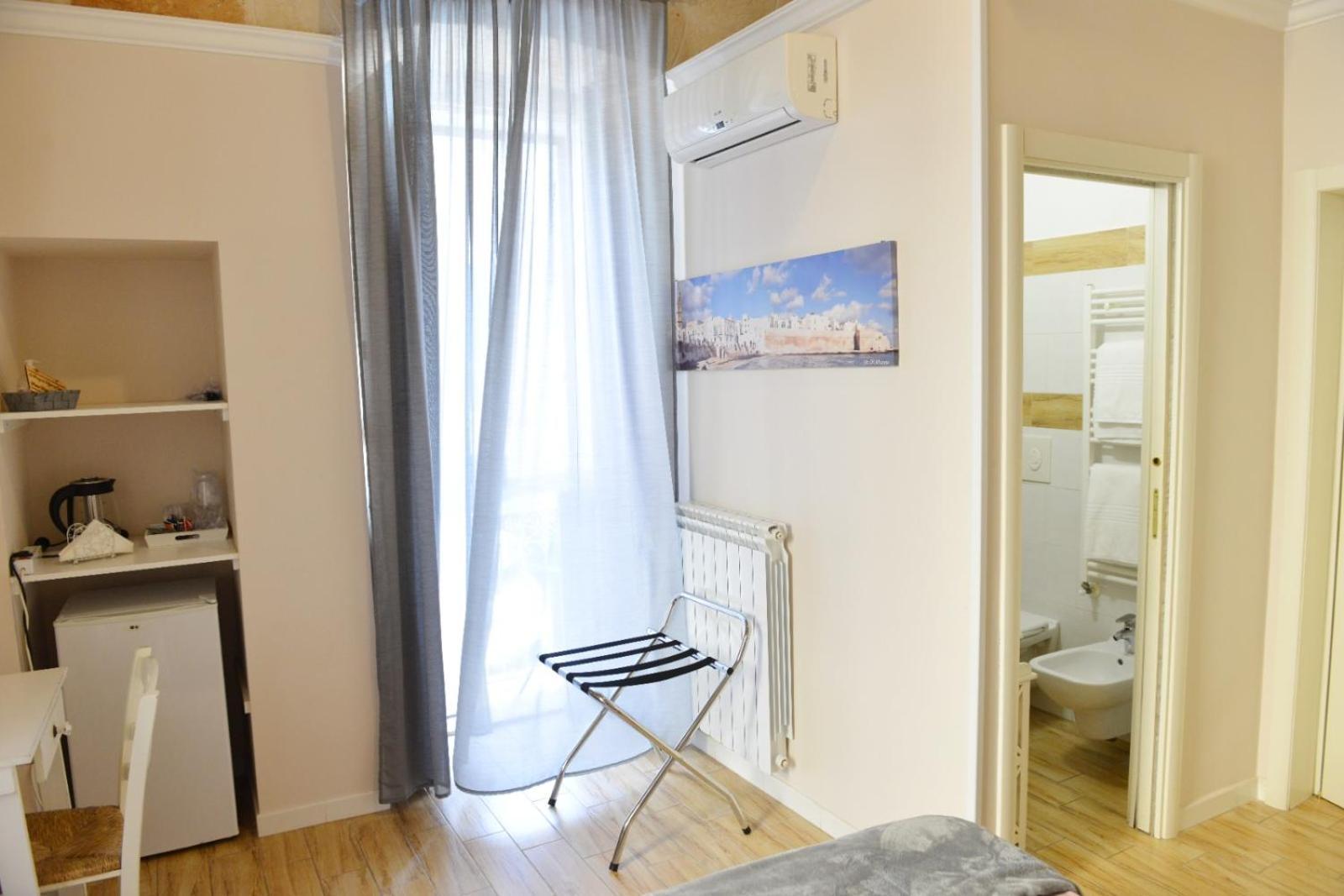 Hotel Al Rosa Antico Monopoli Esterno foto