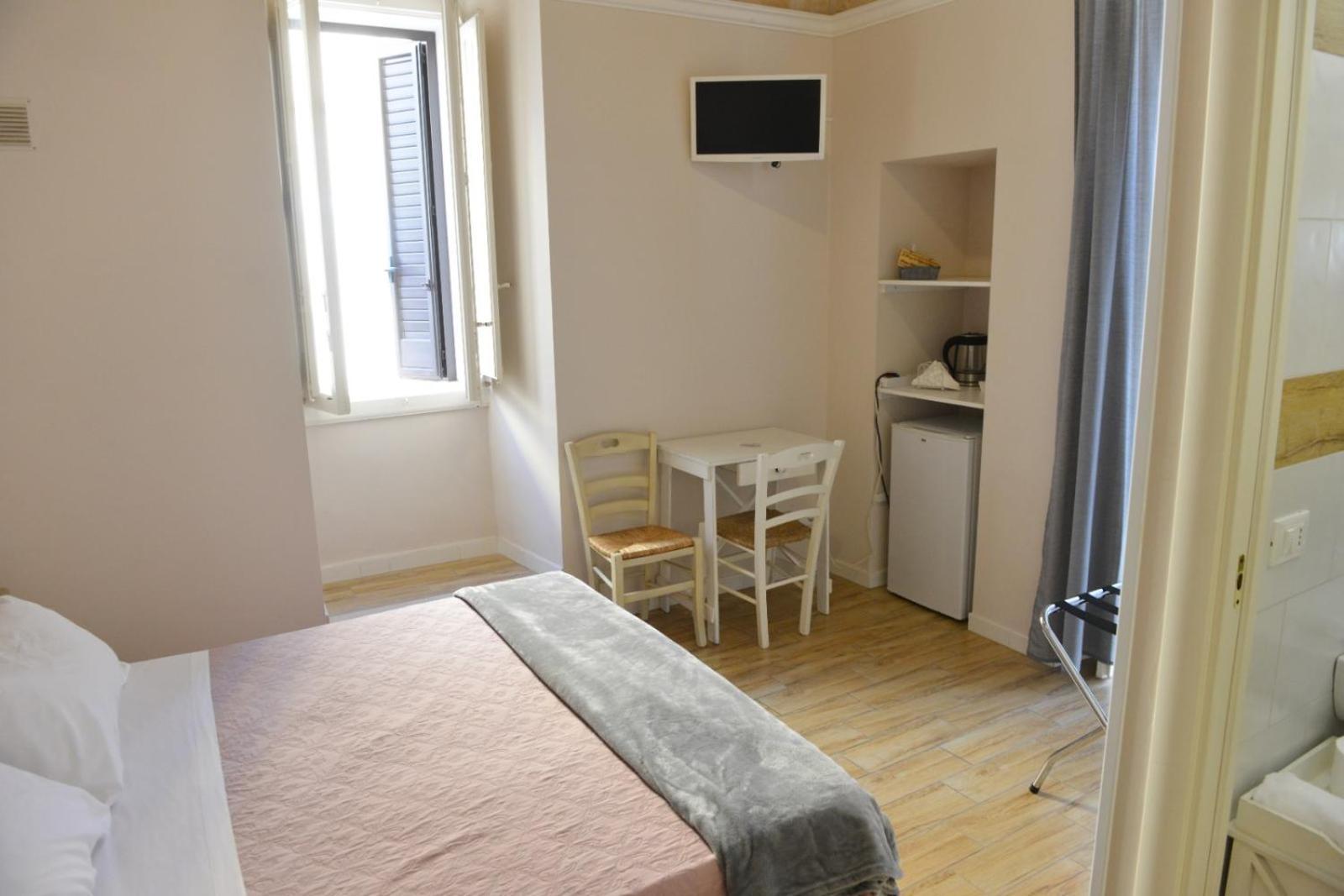 Hotel Al Rosa Antico Monopoli Esterno foto