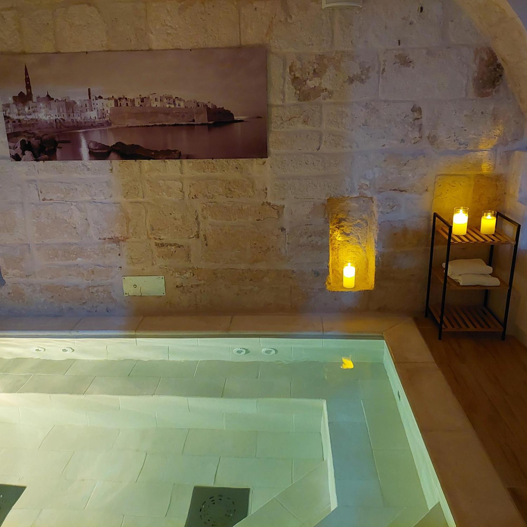 Hotel Al Rosa Antico Monopoli Esterno foto