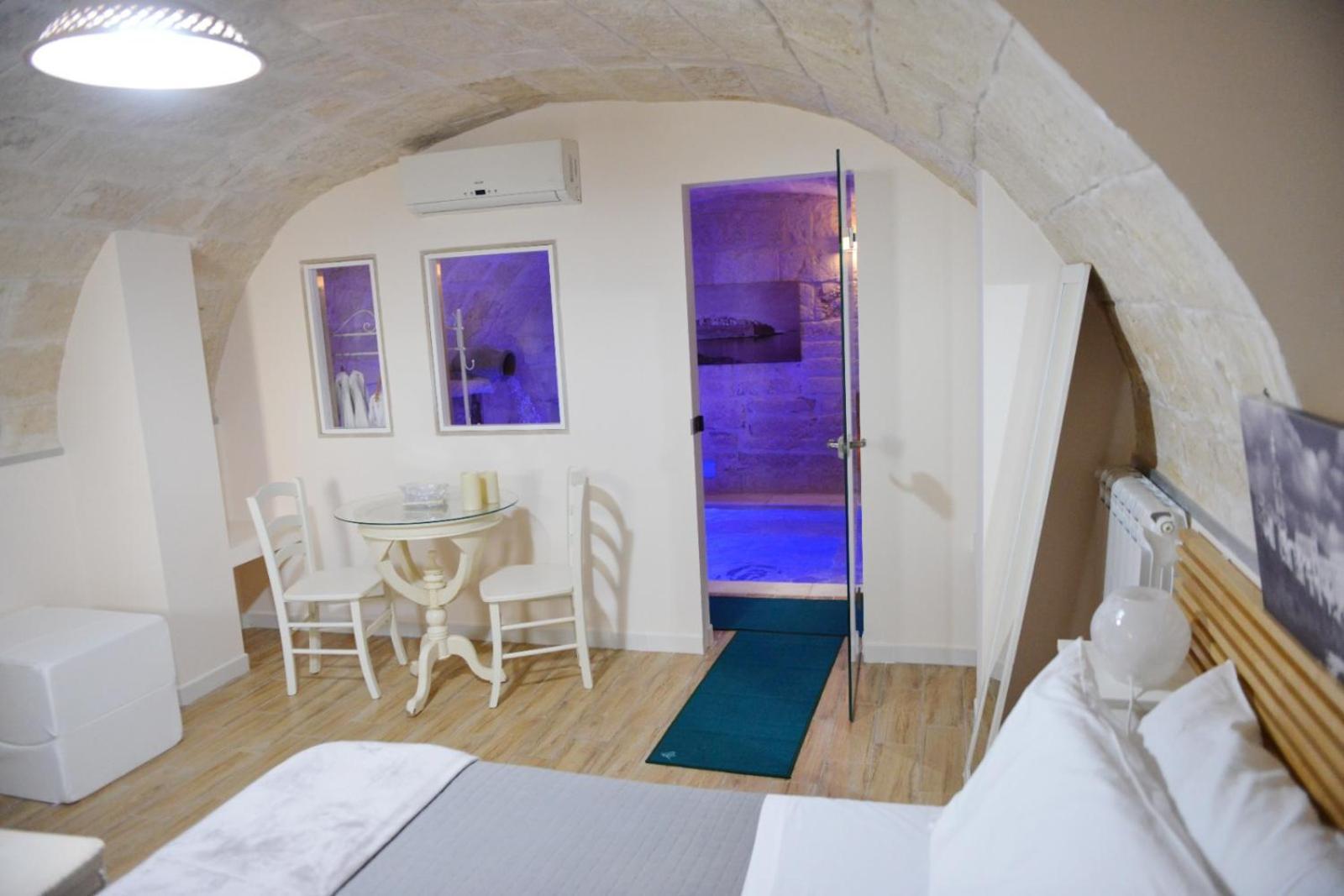 Hotel Al Rosa Antico Monopoli Esterno foto